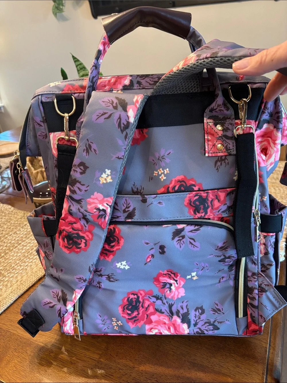 Floral Print Women’s Tote Bag - Pink Roses on Gray - Unbranded